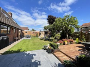 Photo 19- click for photo gallery